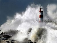 722 - LIGHTHOUSE STORM - SMITH GEOFF - united kingdom